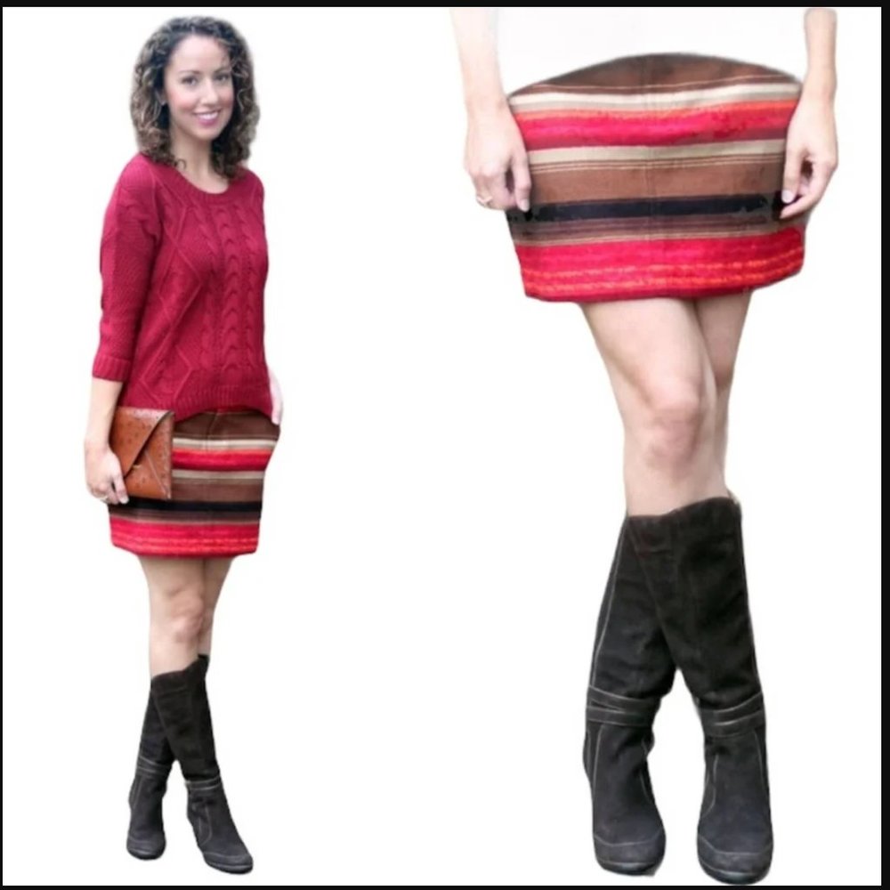 OLD NAVY BASKET WEAVE RED STRIPED MINI SKIRT SIZE 10 TWO POCKETS ZIPPER CLOSURE